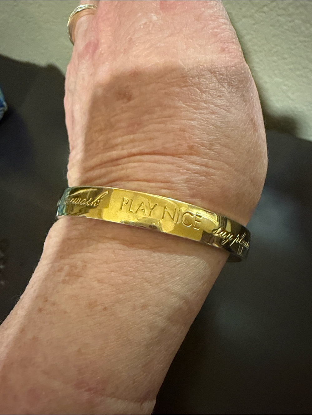 kate spade Gold Tone "PLAY NICE" Engraved Bangle Bracelet. Perfect for Mothers!